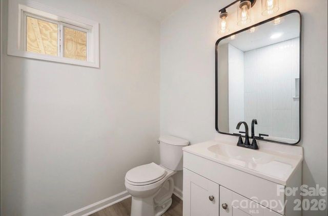 1810 E Greenbriar Road, Statesville, NC 28677