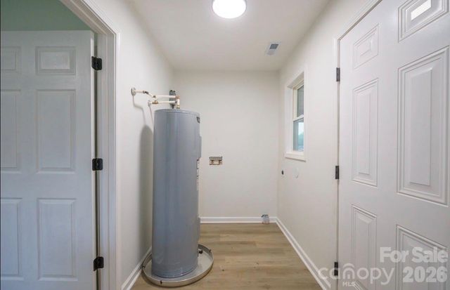 1810 E Greenbriar Road, Statesville, NC 28677