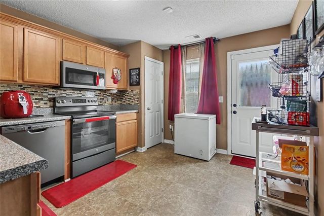 118 Jaclyn Way, Fairburn, GA 30213