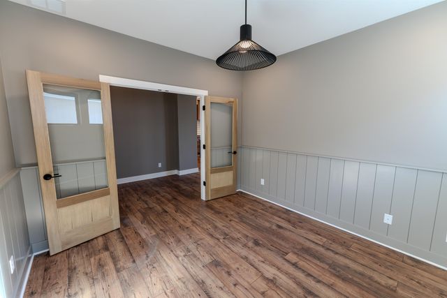 4542 N Sandkey St, Wichita, KS 67204