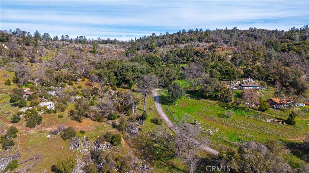 Image 13 of property listing at 2320 Painted Pony Road, Somerset, CA 95684