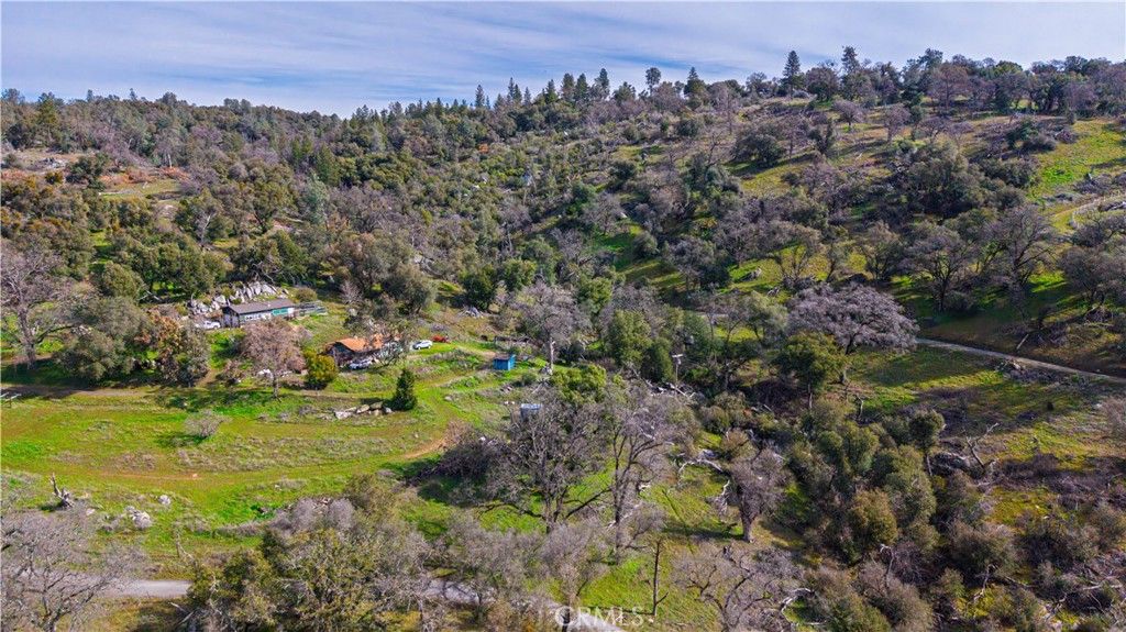 Image 15 of property listing at 2320 Painted Pony Road, Somerset, CA 95684