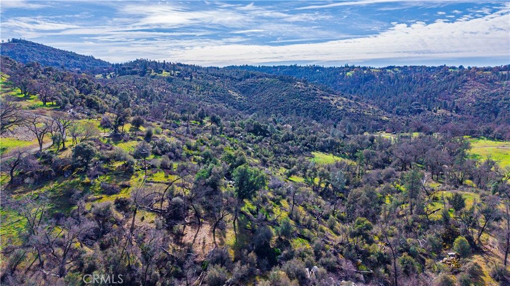 Image 17 of property listing at 2320 Painted Pony Road, Somerset, CA 95684