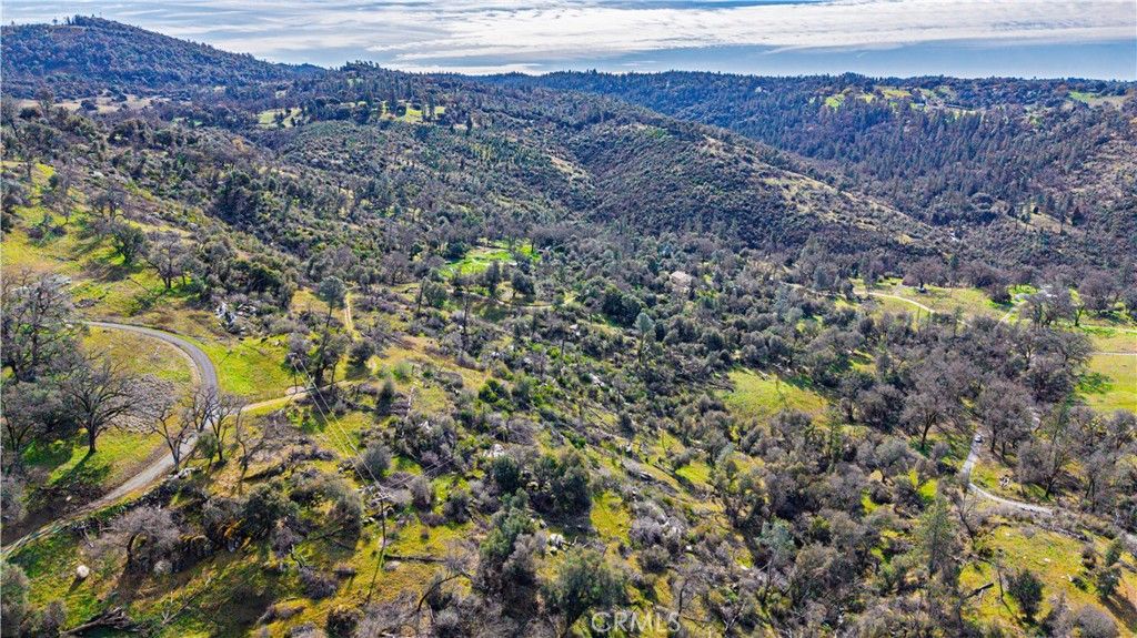 Image 23 of property listing at 2320 Painted Pony Road, Somerset, CA 95684