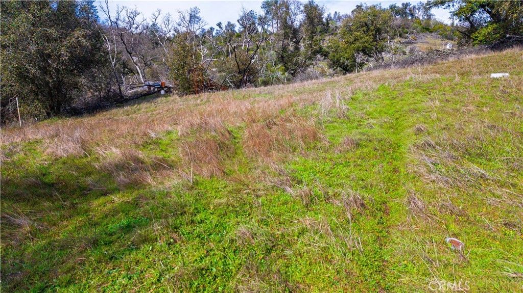 Image 36 of property listing at 2320 Painted Pony Road, Somerset, CA 95684