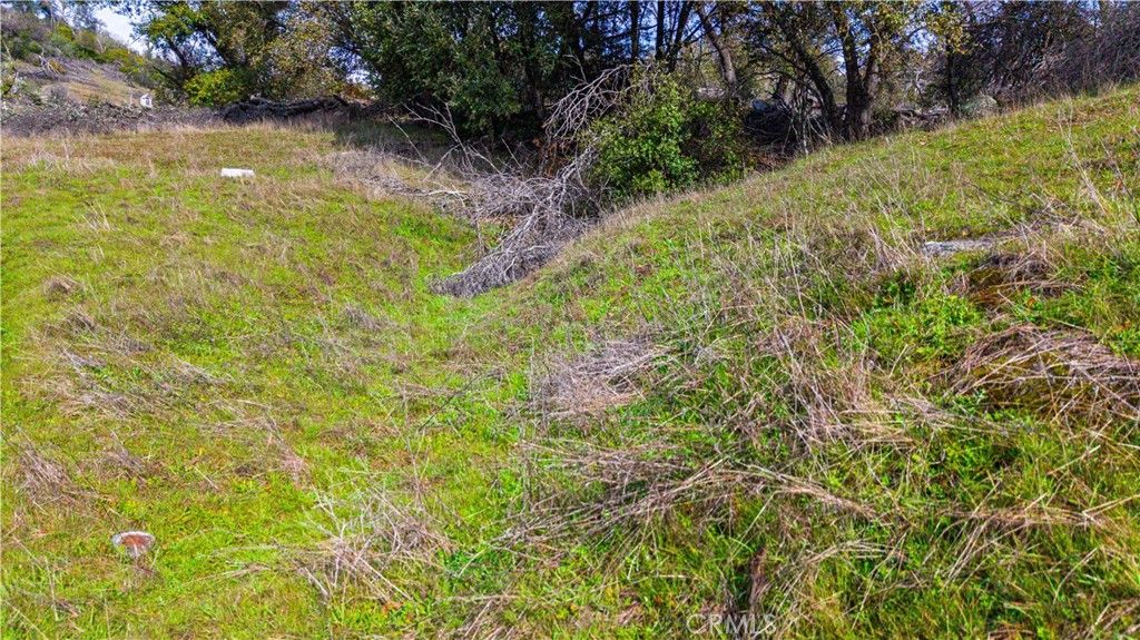 Image 7 of property listing at 2320 Painted Pony Road, Somerset, CA 95684