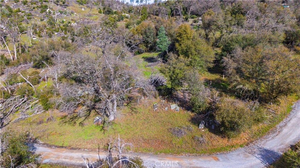 Image 8 of property listing at 2320 Painted Pony Road, Somerset, CA 95684