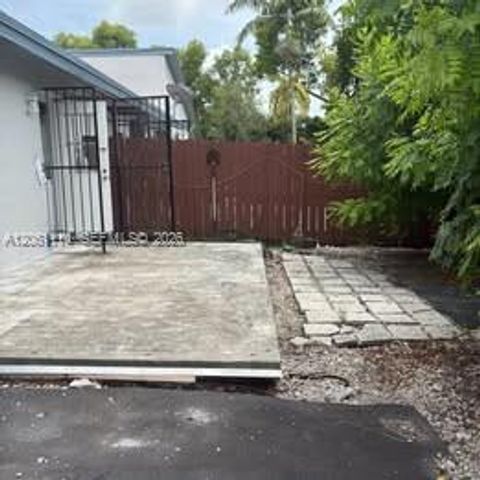 28008 SW 140th Ct, Homestead, FL 33033