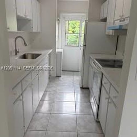 28008 SW 140th Ct, Homestead, FL 33033