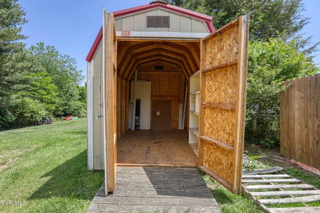 448 Pinhook Road, Rogersville, TN 37857