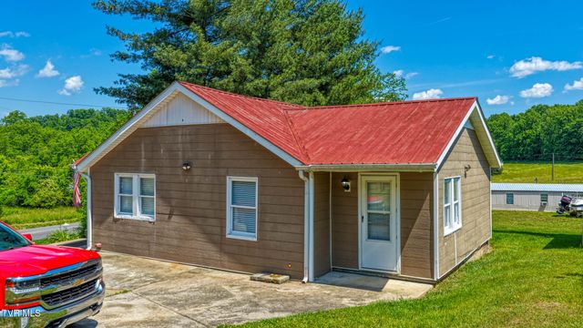 448 Pinhook Road, Rogersville, TN 37857