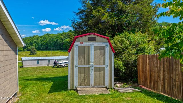 448 Pinhook Road, Rogersville, TN 37857