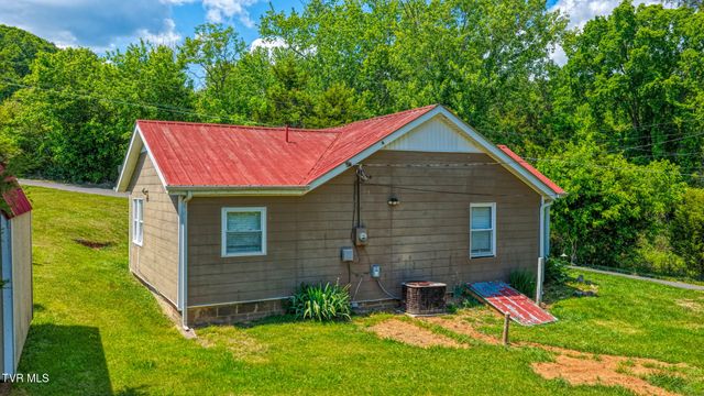 448 Pinhook Road, Rogersville, TN 37857