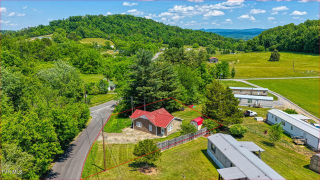 448 Pinhook Road, Rogersville, TN 37857