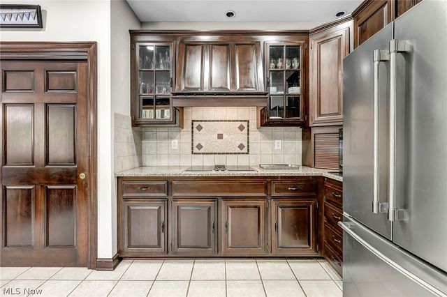 885 McKee Trail, Hinckley, OH 44233