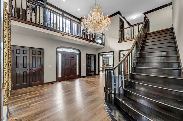 885 McKee Trail, Hinckley, OH 44233