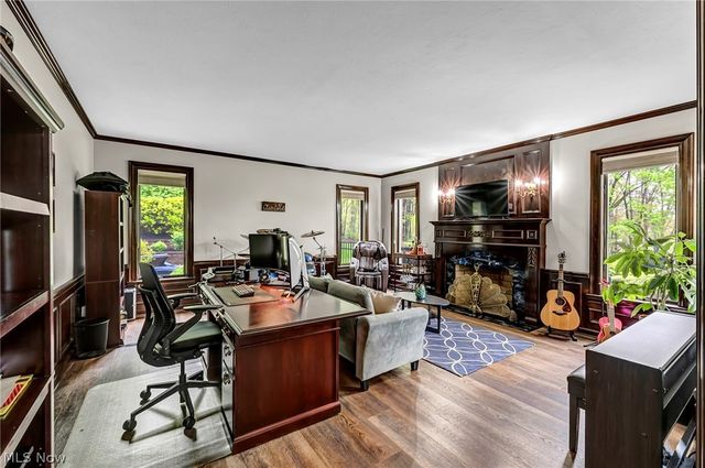 885 McKee Trail, Hinckley, OH 44233
