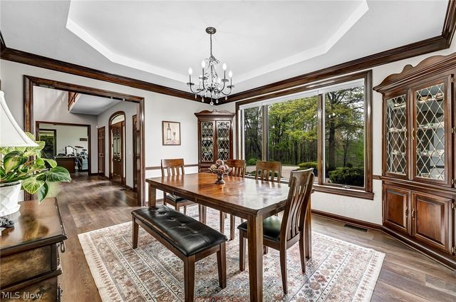 885 McKee Trail, Hinckley, OH 44233