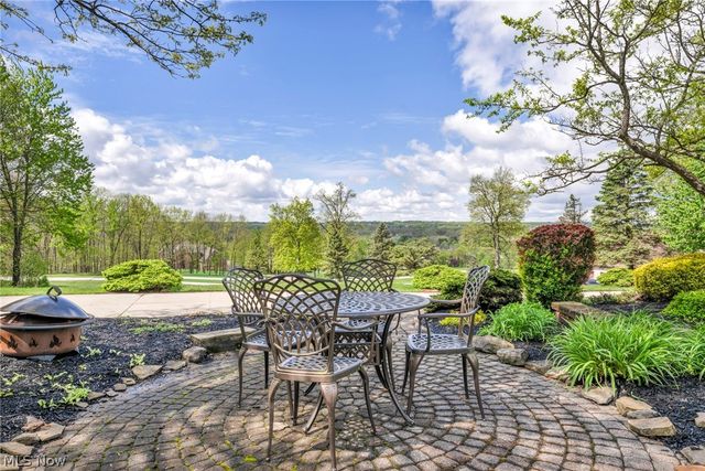 885 McKee Trail, Hinckley, OH 44233