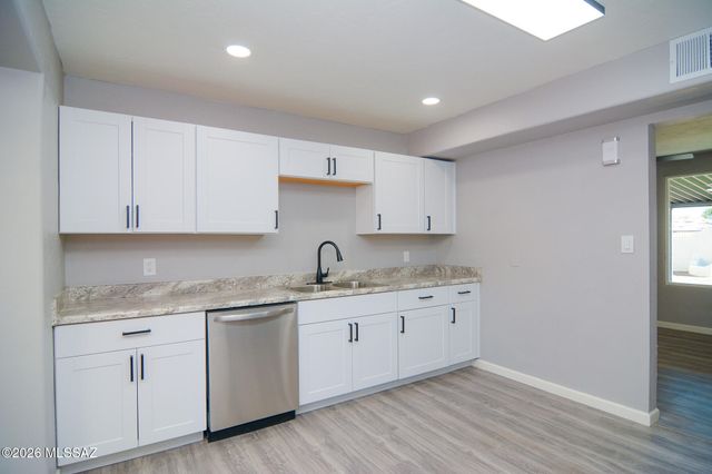 726 W Santa Paula Street, Tucson, AZ 85706