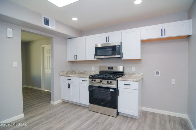 726 W Santa Paula Street, Tucson, AZ 85706