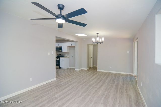 726 W Santa Paula Street, Tucson, AZ 85706