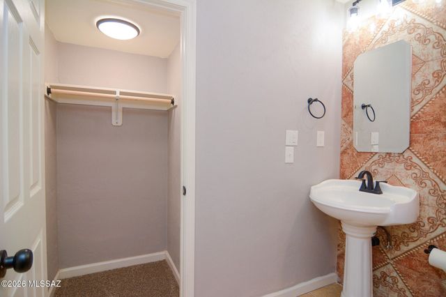 726 W Santa Paula Street, Tucson, AZ 85706