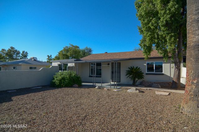 726 W Santa Paula Street, Tucson, AZ 85706