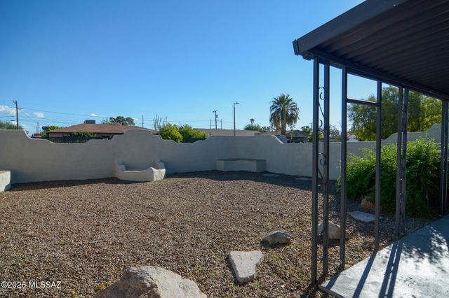 726 W Santa Paula Street, Tucson, AZ 85706