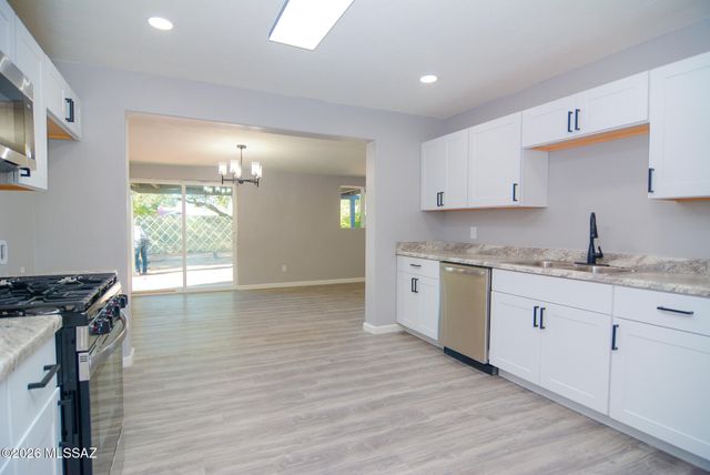 726 W Santa Paula Street, Tucson, AZ 85706