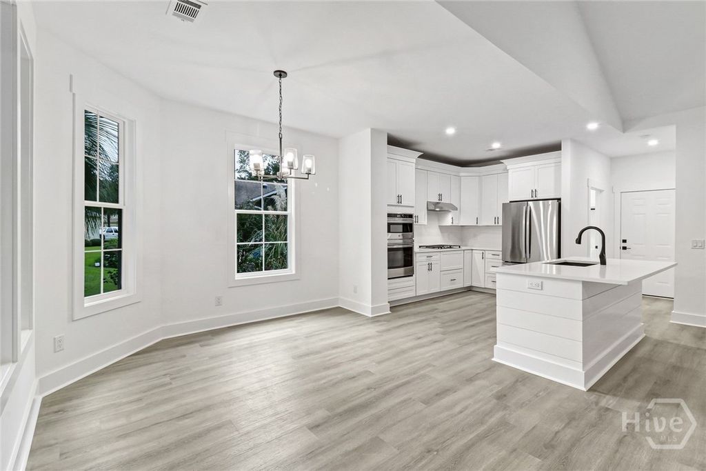 Image 10 of property listing at 29 Hamilton Drive, Bluffton, SC 29909