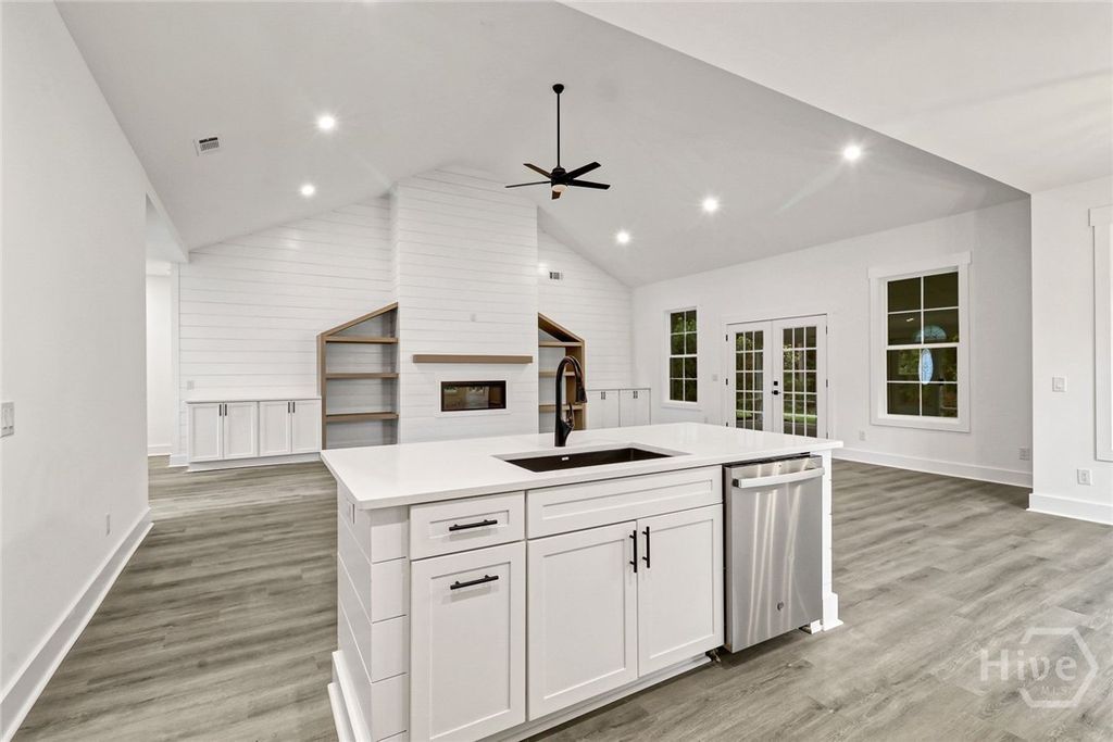 Image 15 of property listing at 29 Hamilton Drive, Bluffton, SC 29909