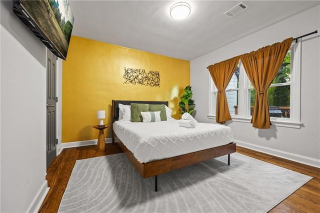 10 Claire Drive SE, Atlanta, GA 30315