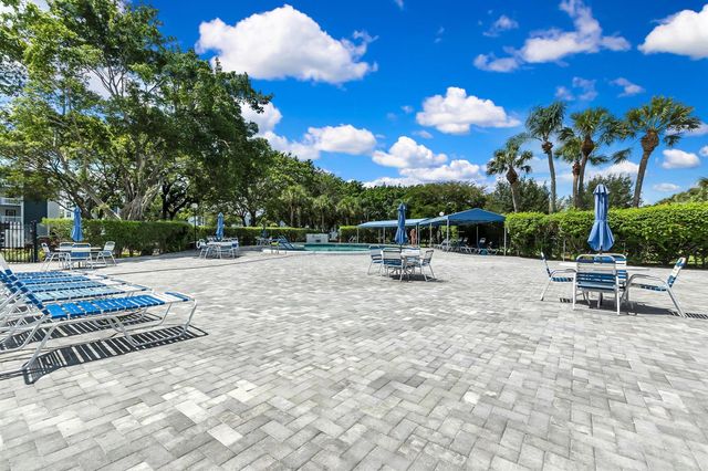 1650 NW 80th Avenue 401, Margate, FL 33063