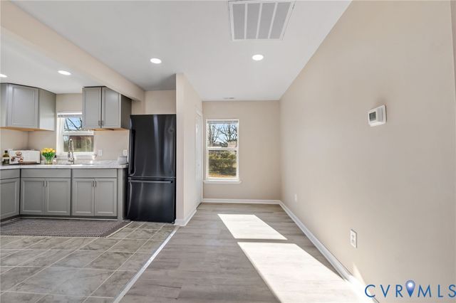 617 Court St, Victoria, VA 23974