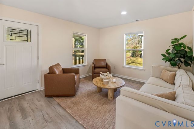 617 Court St, Victoria, VA 23974