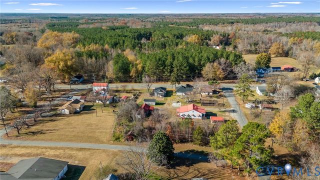 617 Court St, Victoria, VA 23974