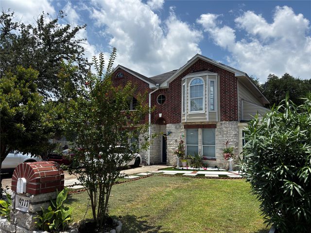 9717 Debbie Lane, Houston, TX 77038
