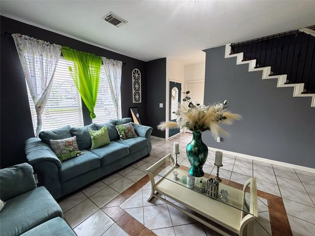 9717 Debbie Lane, Houston, TX 77038