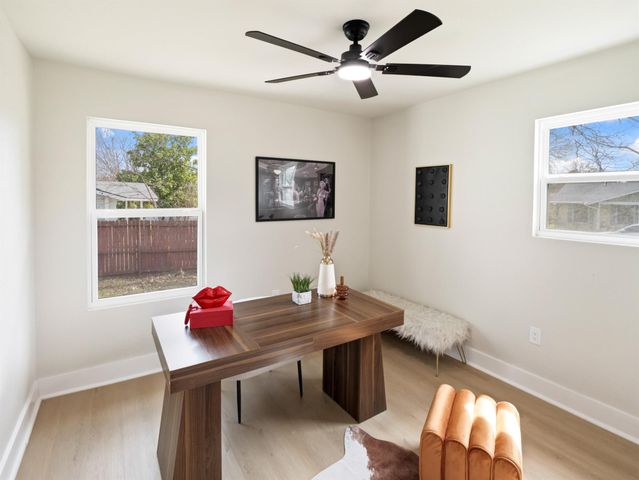 8401 Staunton DR, Austin, TX 78758