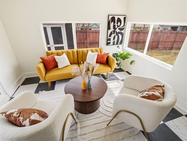 8401 Staunton DR, Austin, TX 78758