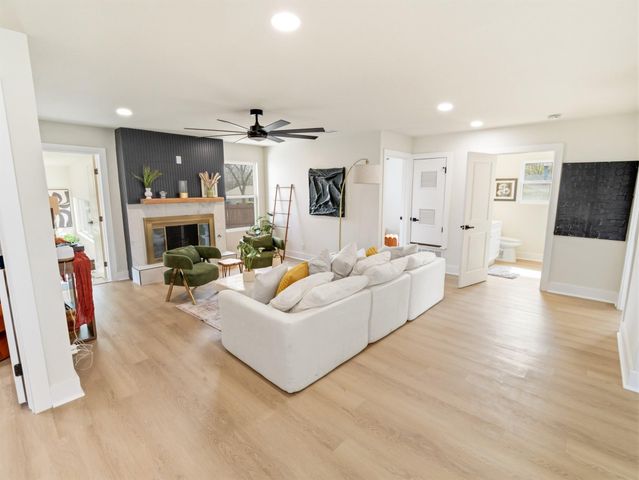 8401 Staunton DR, Austin, TX 78758