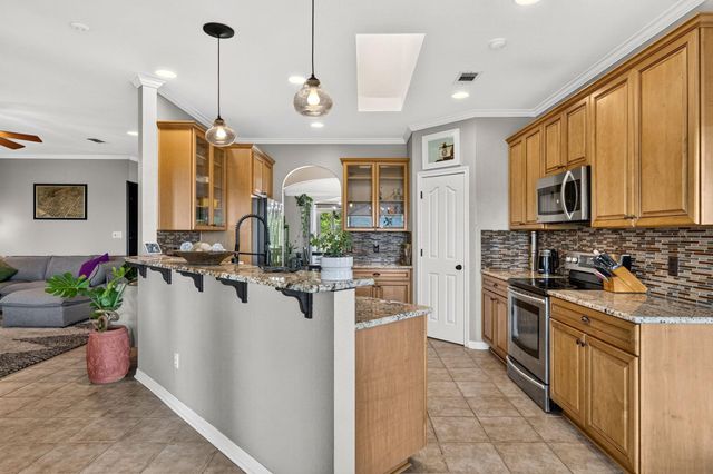 20803 McKinley CV, Lago Vista, TX 78645