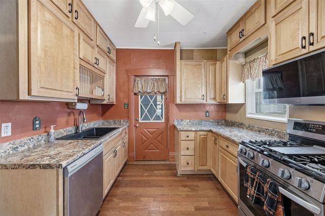 1340 8th Street, Marion, IA 52302