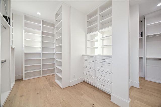 1119 Willard Street, Houston, TX 77006