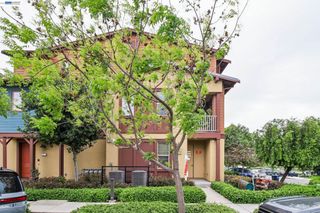 601 Sandalwood Dr 2, Livermore, CA 94551