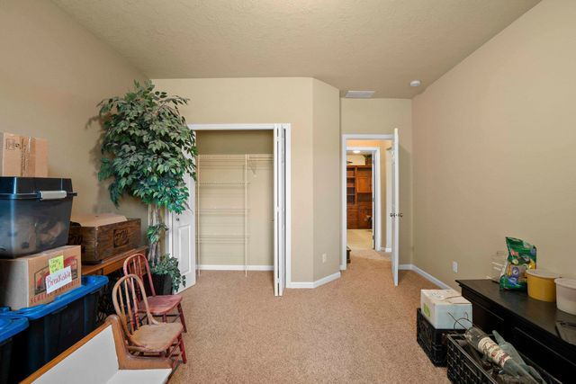 17702 E Galaxy Rd, Greenacres, WA 99016