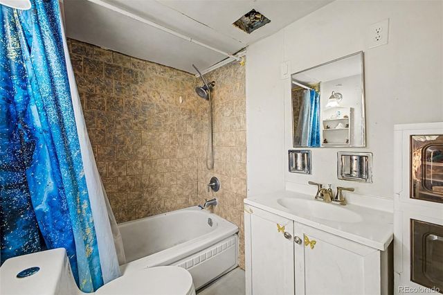 6420 E 63rd Place, Commerce City, CO 80022