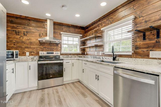 512 Meadowlark Drive, Greeneville, TN 37743