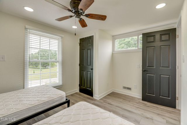 512 Meadowlark Drive, Greeneville, TN 37743